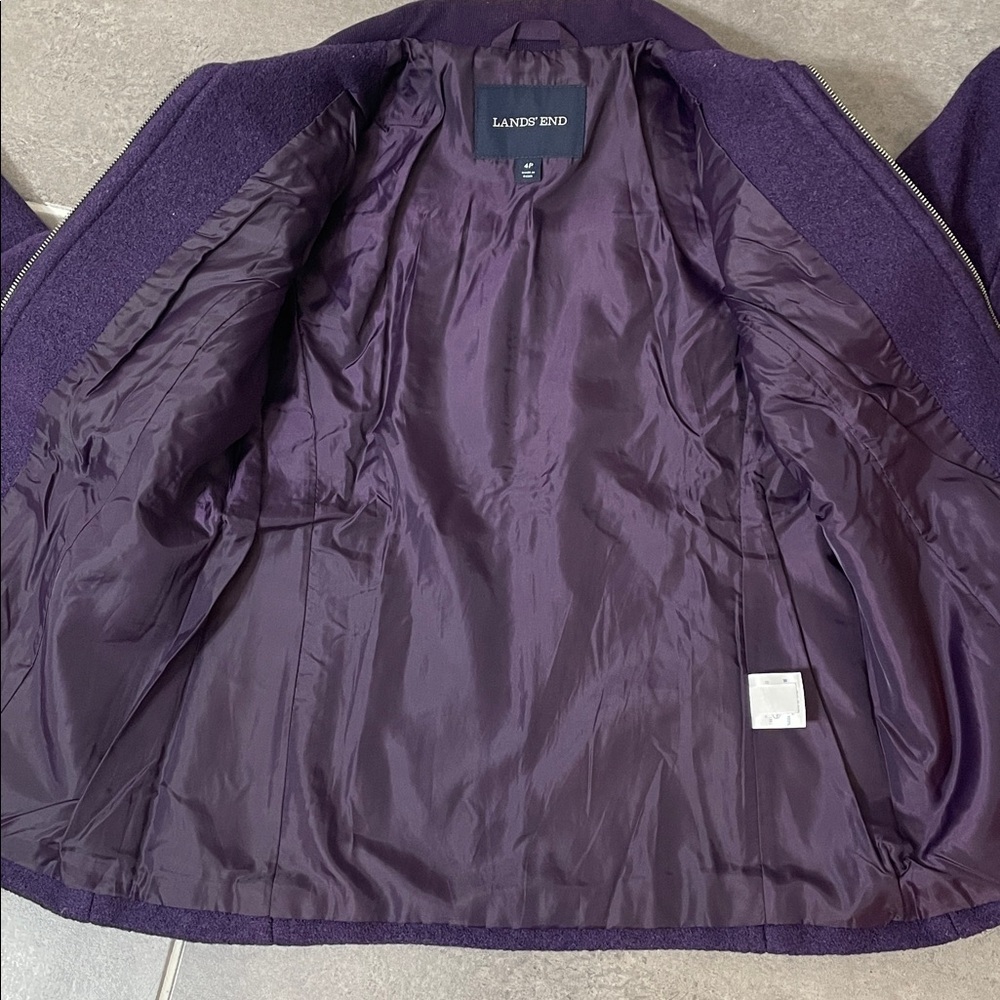Lands’ End Wool Blend Coat size 4P - Picture 6 of 7